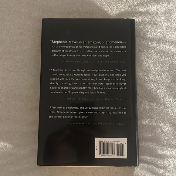 The Host, Stephanie Meyer - Picture 2 of 3